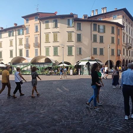 "A Casa Di Giacomo" Luxury Rooms Con Aria Condizionata Bergamo Ngoại thất bức ảnh