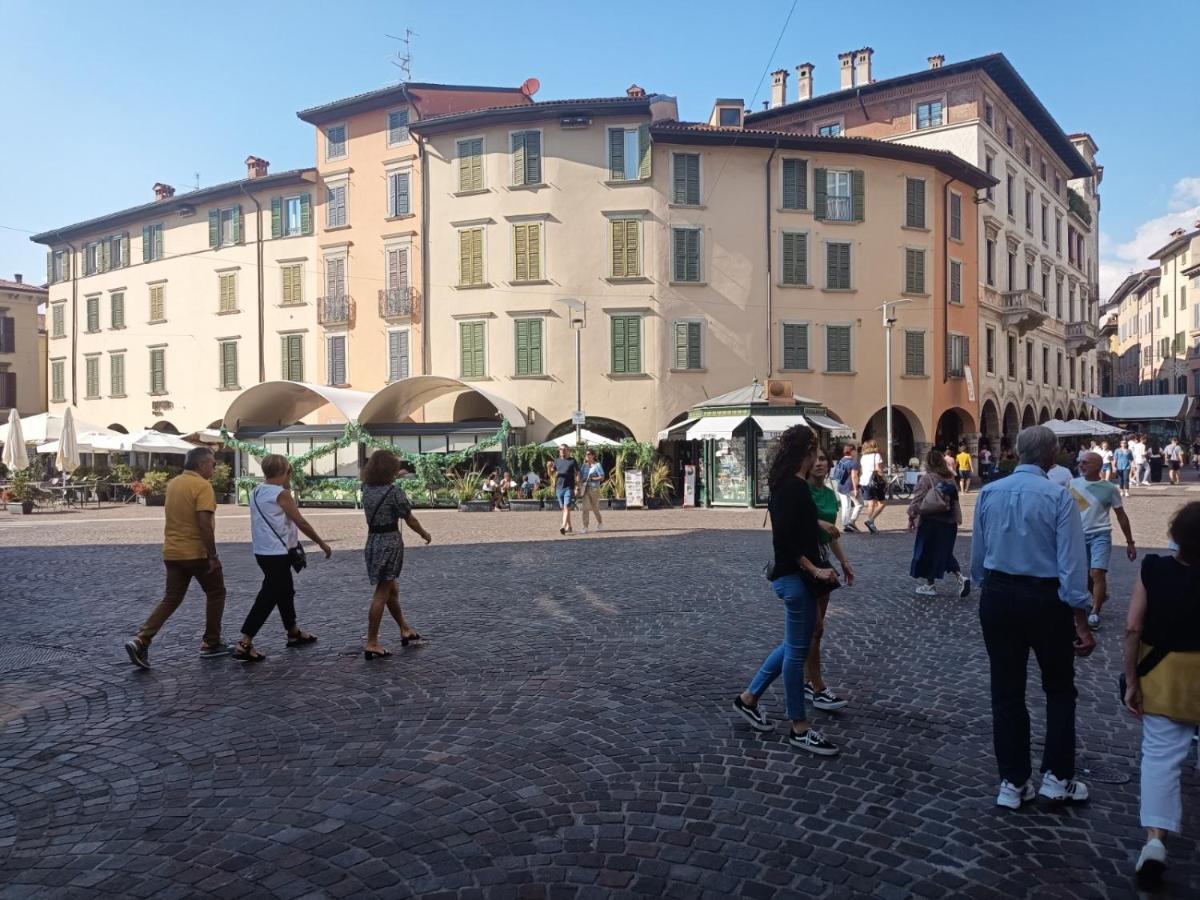 "A Casa Di Giacomo" Luxury Rooms Con Aria Condizionata Bergamo Ngoại thất bức ảnh